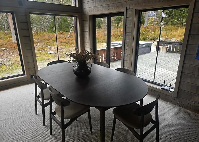 Unique Hytta With Jacuzzi, Sauna, 7 Bedrooms Nyaraló