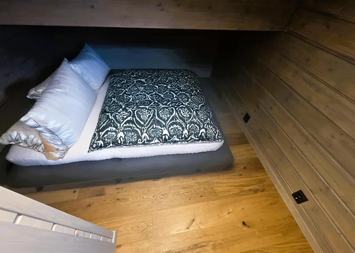 Nyaraló Unique Hytta With Jacuzzi, Sauna, 7 Bedrooms